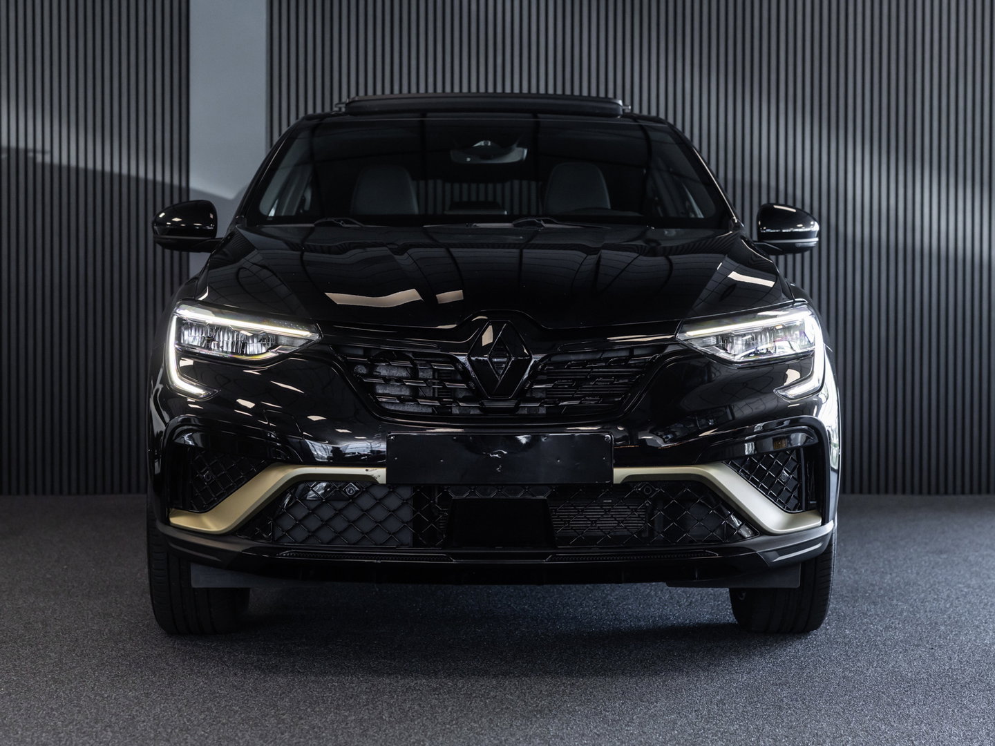 Renault Arkana 1.6 E-Tech hybrid 145 E-Tech engineered l SoH 96% l PANO l Parkeer cam.l 1ste eig.l BTW Auto l Dealer Onderhouden