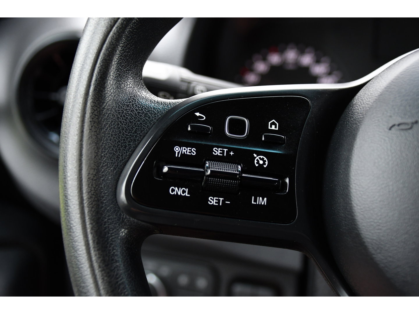 Mercedes-Benz Sprinter 319 V6 3.0 CDI L2H1 DC 4x4 PB Edtion Cruise, Carplay, 4Matic, 10,5'' Mbux, Automaat, Airco, Uniek!