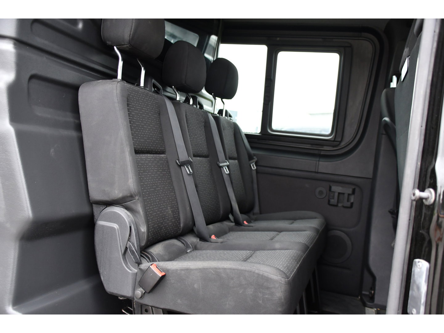 Mercedes-Benz Sprinter 319 V6 3.0 CDI L2H1 DC 4x4 PB Edtion Cruise, Carplay, 4Matic, 10,5'' Mbux, Automaat, Airco, Uniek!