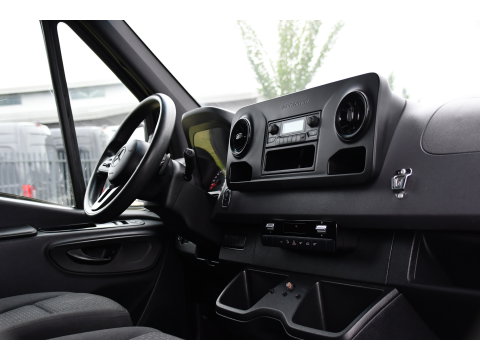 Mercedes-Benz Sprinter 319 V6 3.0 CDI L2H1 DC 4x4 PB Edtion Cruise, Carplay, 4Matic, 10,5'' Mbux, Automaat, Airco, Uniek!