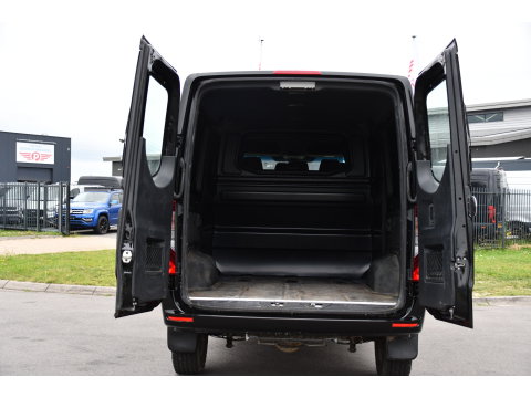 Mercedes-Benz Sprinter 319 V6 3.0 CDI L2H1 DC 4x4 PB Edtion Cruise, Carplay, 4Matic, 10,5'' Mbux, Automaat, Airco, Uniek!