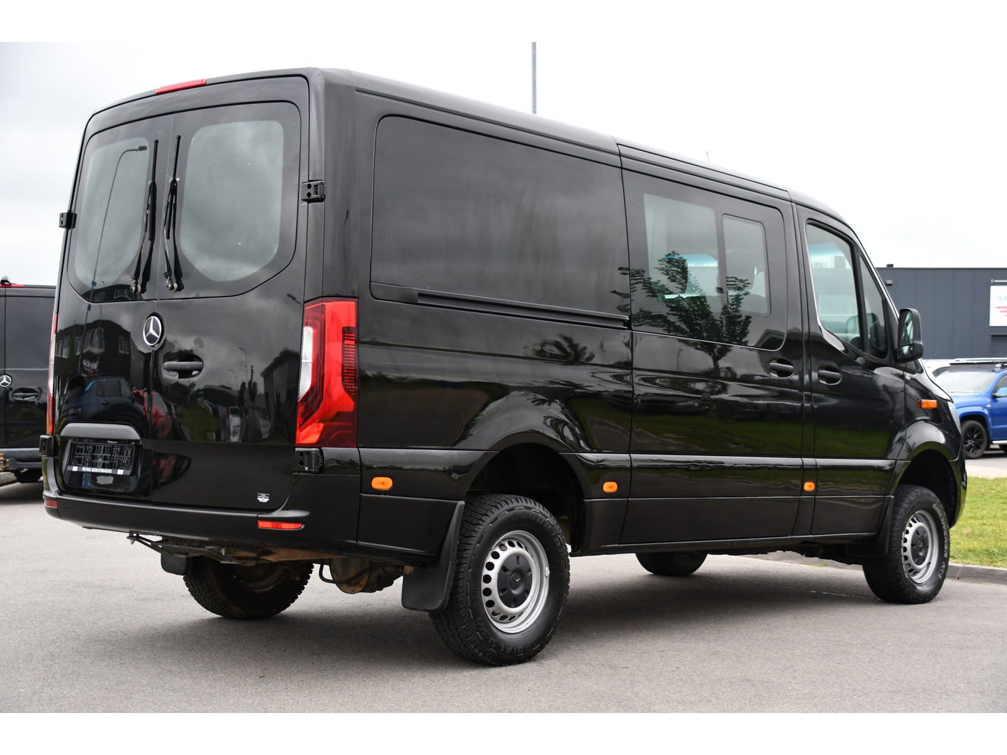 Mercedes-Benz Sprinter 319 V6 3.0 CDI L2H1 DC 4x4 PB Edtion Cruise, Carplay, 4Matic, 10,5'' Mbux, Automaat, Airco, Uniek!