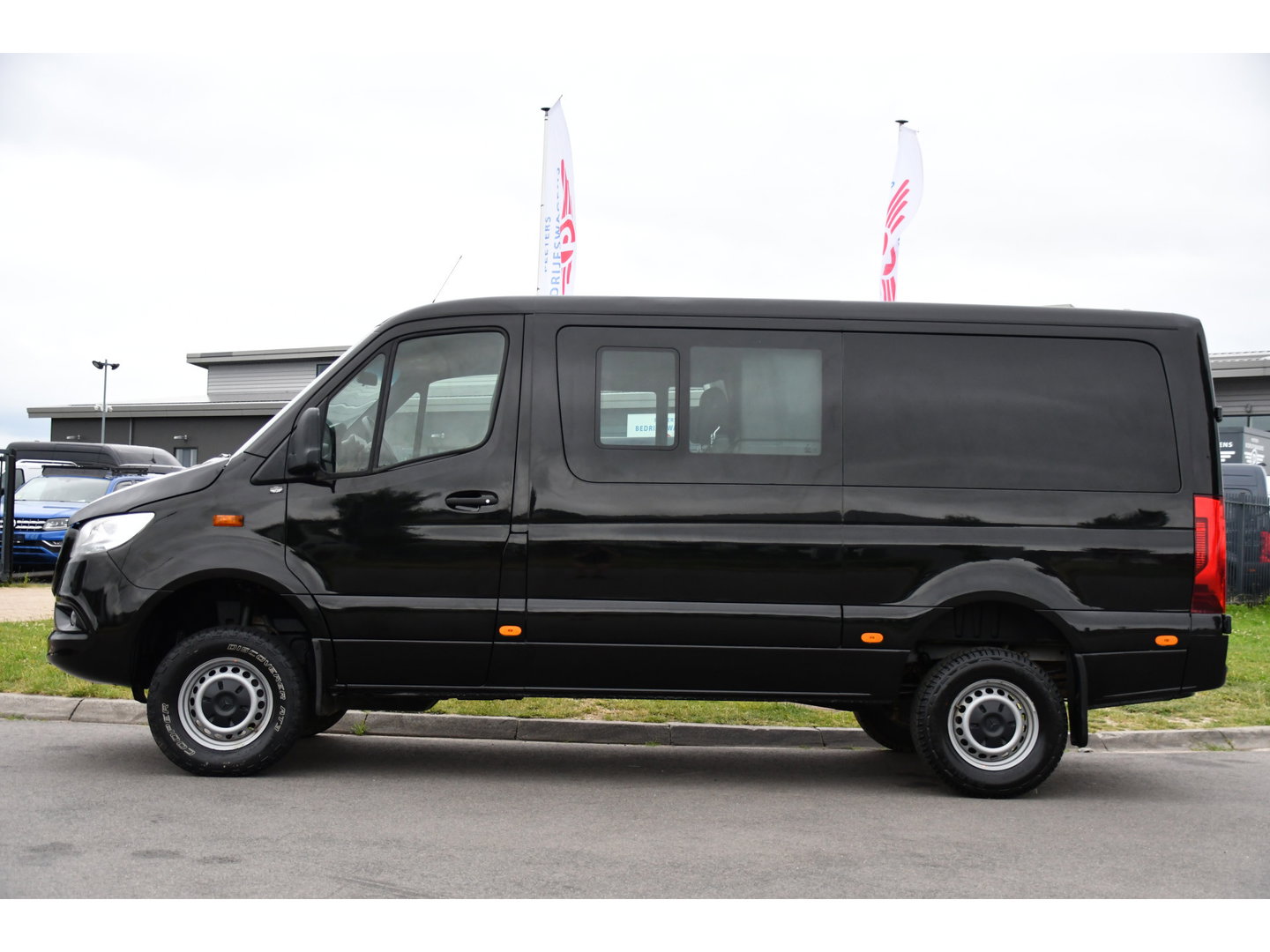 Mercedes-Benz Sprinter 319 V6 3.0 CDI L2H1 DC 4x4 PB Edtion Cruise, Carplay, 4Matic, 10,5'' Mbux, Automaat, Airco, Uniek!