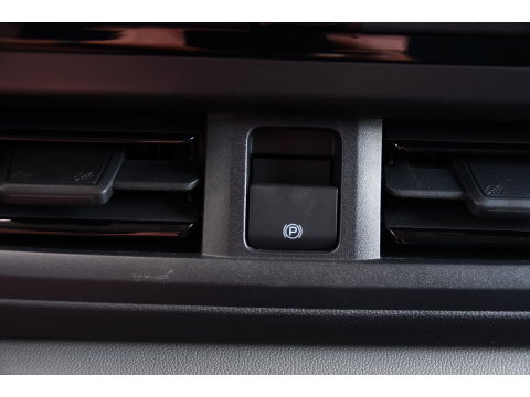 Ford Transit Custom 300 2.0 TDCI L1H1 Sport Camera, Cruise, Carplay, Virtual, 170pk, Stoelverwarming, Automaat, LED, Multimedia, Sensoren, Uniek!