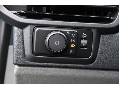 Ford Transit Custom 300 2.0 TDCI L1H1 Sport Camera, Cruise, Carplay, Virtual, 170pk, Stoelverwarming, Automaat, LED, Multimedia, Sensoren, Uniek!