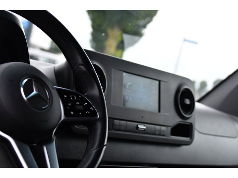 Mercedes-Benz Sprinter 519 V6 3.0 CDI L2H1 PB Edition Camera, Cruise, Carplay, 3500kg Trekhaak, LED, Mbux, Geveerde Stoel, Uniek! 319