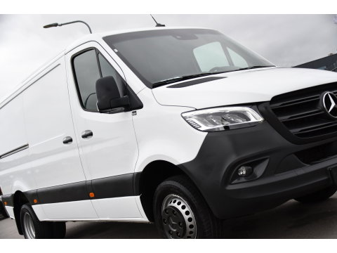 Mercedes-Benz Sprinter 519 V6 3.0 CDI L2H1 PB Edition Camera, Cruise, Carplay, 3500kg Trekhaak, LED, Mbux, Geveerde Stoel, Uniek! 319
