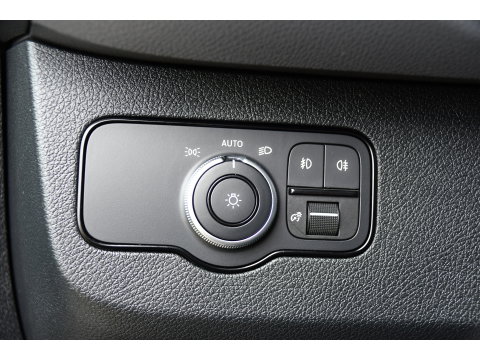Mercedes-Benz Sprinter 519 V6 3.0 CDI L2H1 PB Edition Camera, Cruise, Carplay, 3500kg Trekhaak, LED, Mbux, Geveerde Stoel, Uniek! 319