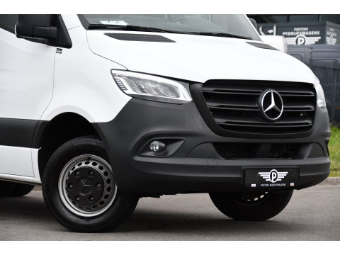 Mercedes-Benz Sprinter 519 V6 3.0 CDI L2H1 PB Edition Camera, Cruise, Carplay, 3500kg Trekhaak, LED, Mbux, Geveerde Stoel, Uniek! 319