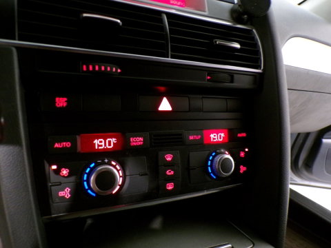 Audi A6 Avant 2.8 FSI "Automaat" Trekhaak Bluetooth Climatronic 19" Youngtimer I Goed rijdende Audi met een paar gebruikerssporen