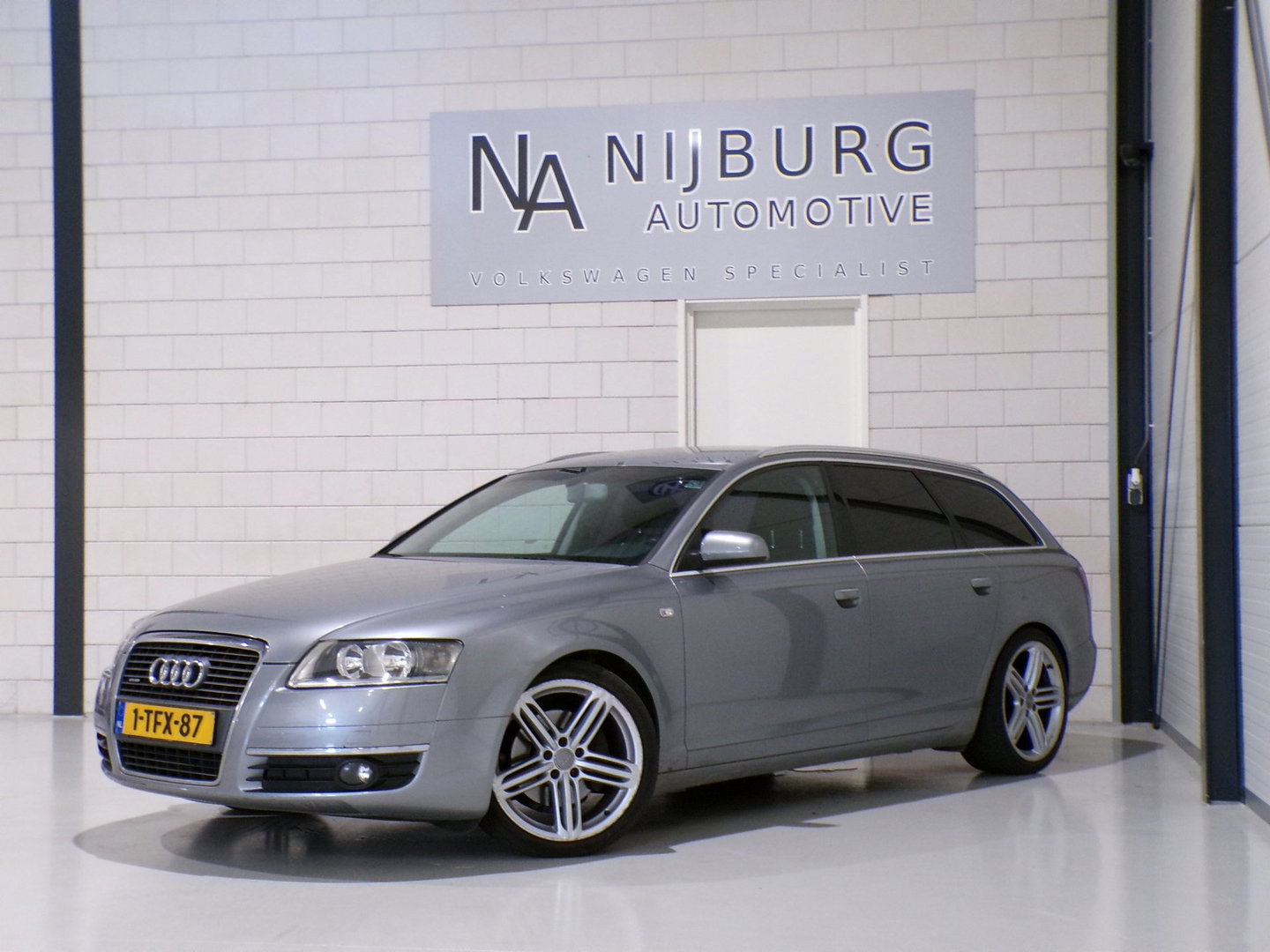 Audi A6 Avant 2.8 FSI "Automaat" Trekhaak Bluetooth Climatronic 19" Youngtimer I Goed rijdende Audi met een paar gebruikerssporen