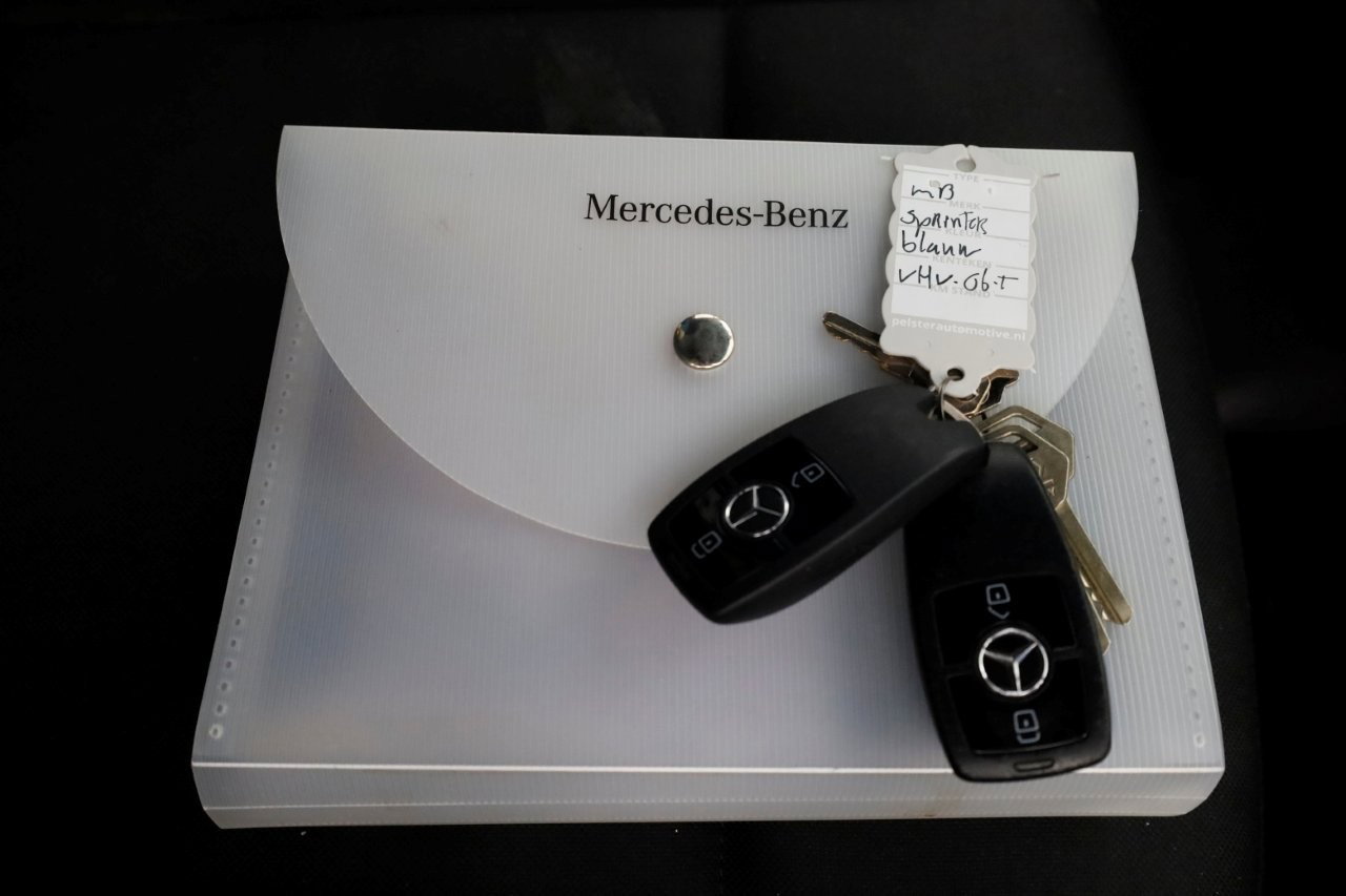 Mercedes-Benz Sprinter