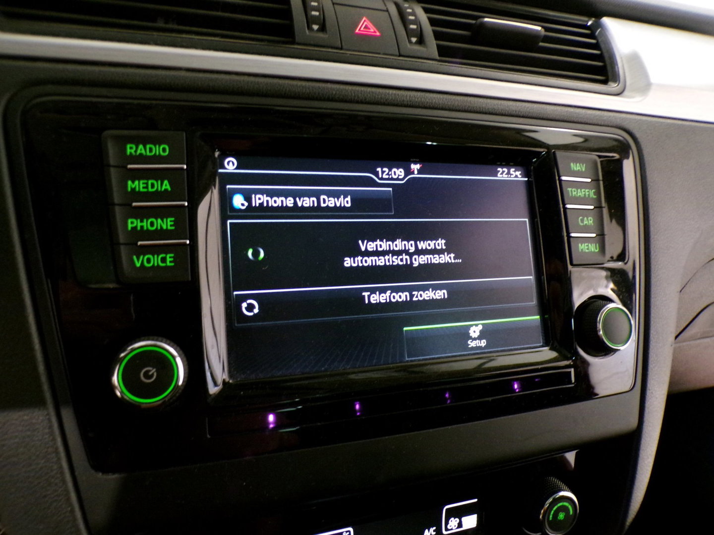 Škoda Rapid Spaceback 1.2 TSI Edition "Origineel NL!" Pano Stoelverwarming Parkeersensoren Navigatie Bluetooth 17"Velgen 4-Season