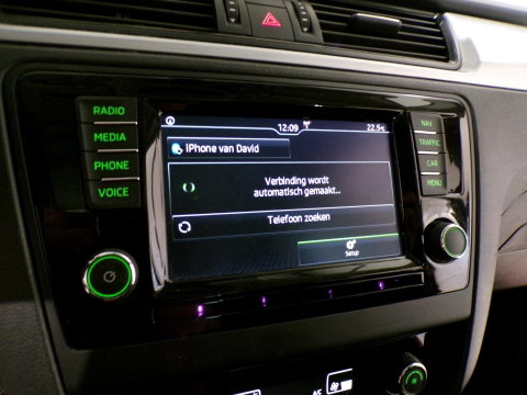 Škoda Rapid Spaceback 1.2 TSI Edition "Origineel NL!" Pano Stoelverwarming Parkeersensoren Navigatie Bluetooth 17"Velgen 4-Season