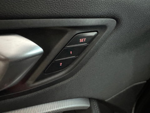 BMW 1-serie M135i xDrive High Executive Edition Pano|HuD|H/K
