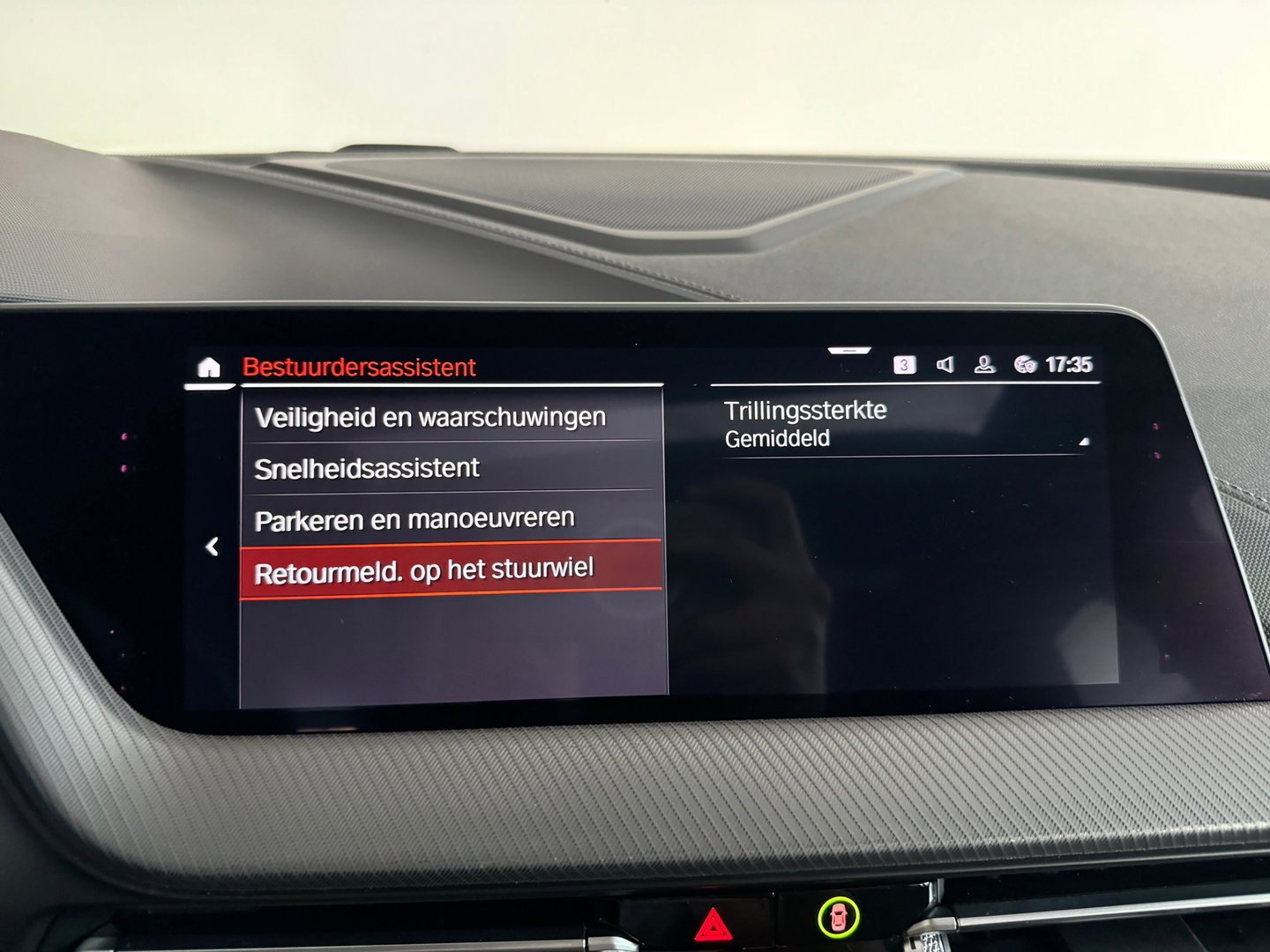 BMW 1-serie M135i xDrive High Executive Edition Pano|HuD|H/K