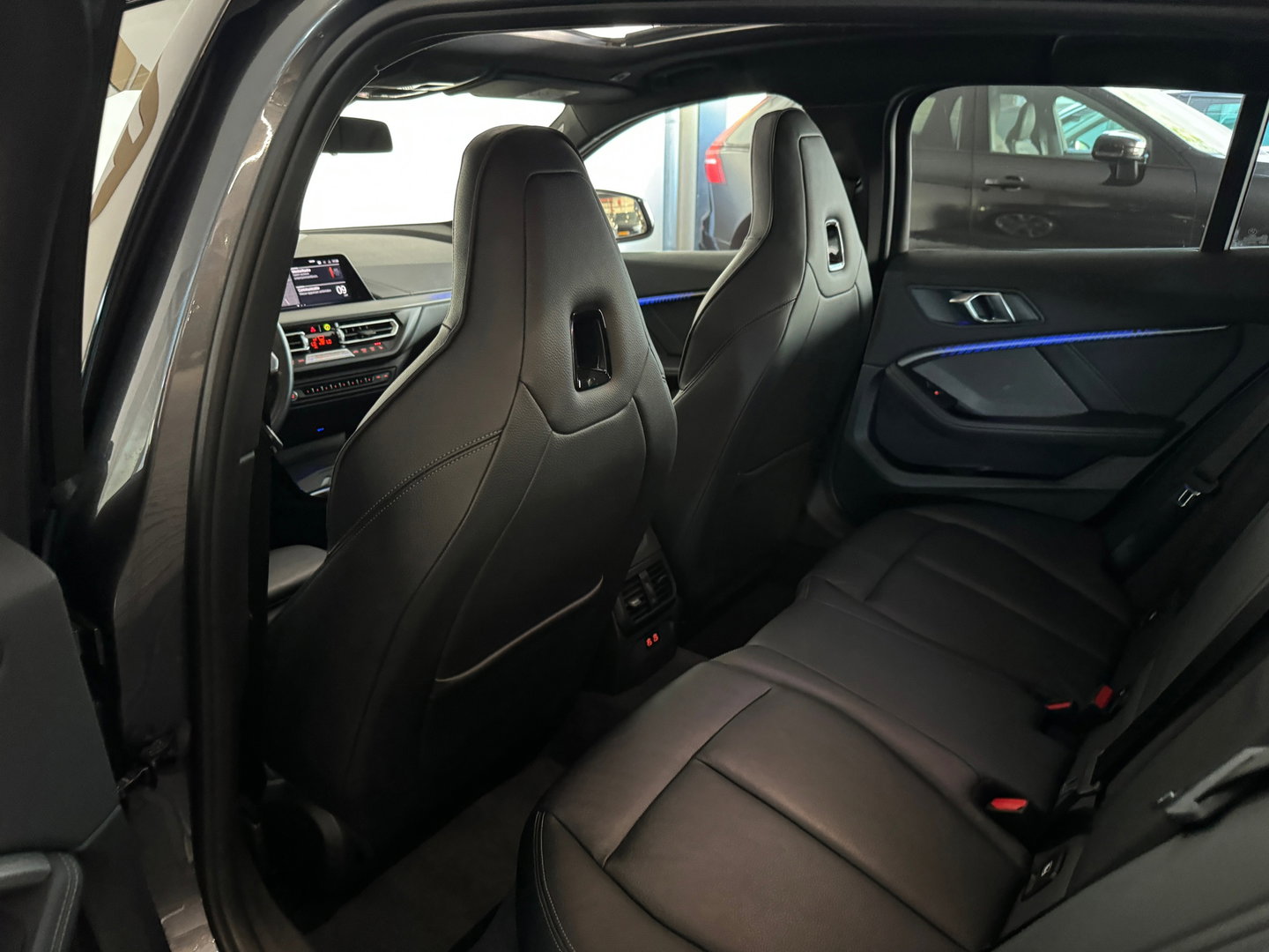 BMW 1-serie M135i xDrive High Executive Edition Pano|HuD|H/K
