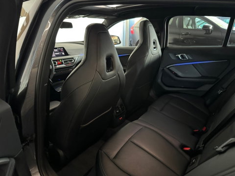 BMW 1-serie M135i xDrive High Executive Edition Pano|HuD|H/K