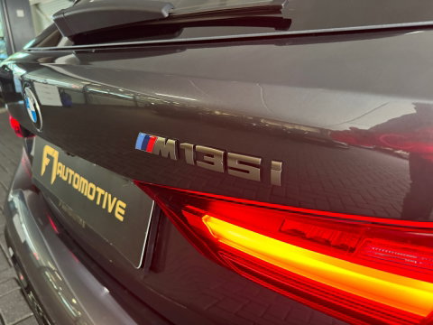 BMW 1-serie M135i xDrive High Executive Edition Pano|HuD|H/K