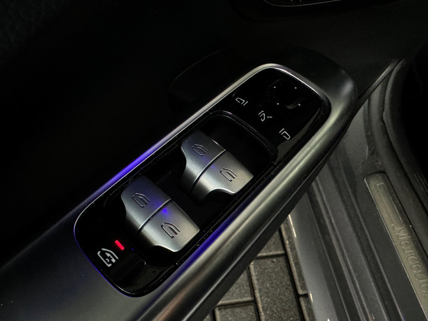 Mercedes-Benz C-Klasse Estate 300 e AMG Pano|Keyless|Sfeer