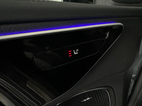 Mercedes-Benz C-Klasse Estate 300 e AMG Pano|Keyless|Sfeer