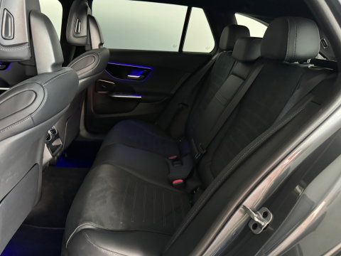 Mercedes-Benz C-Klasse Estate 300 e AMG Pano|Keyless|Sfeer