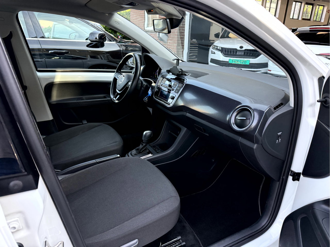 Volkswagen e-up!