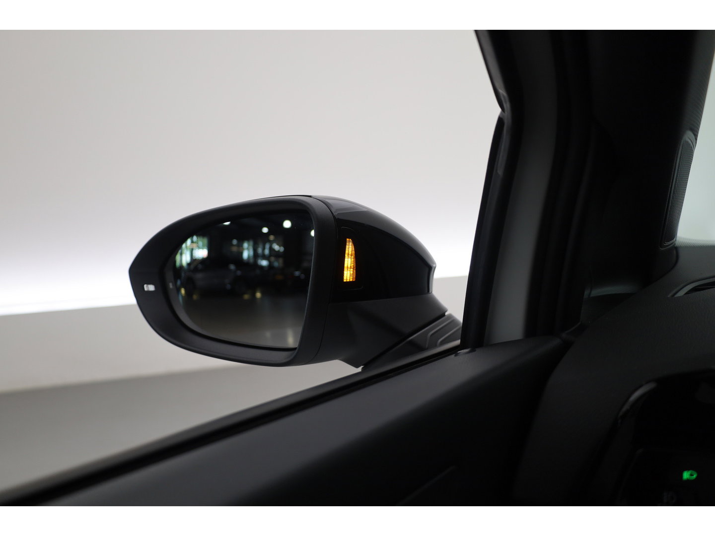 Volkswagen Golf 1.5 eHybrid GTE 272pk | Pano | Stoelventi. | Leder | Memory | IQ. Light | 360cam | 18'' | Adapt. Cruise | Dodehoek. | Apple CarPlay