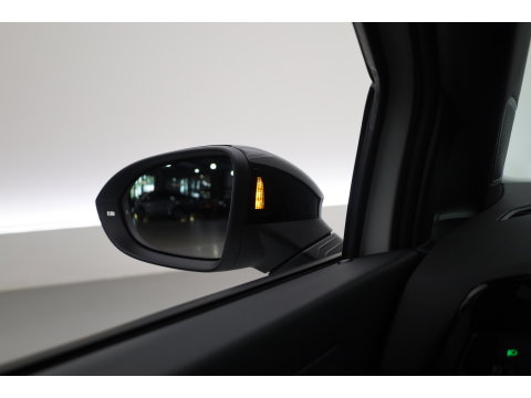 Volkswagen Golf 1.5 eHybrid GTE 272pk | Pano | Stoelventi. | Leder | Memory | IQ. Light | 360cam | 18'' | Adapt. Cruise | Dodehoek. | Apple CarPlay