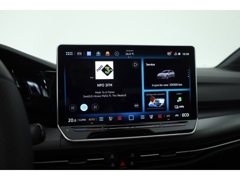 Volkswagen Golf 1.5 eHybrid GTE 272pk | Pano | Stoelventi. | Leder | Memory | IQ. Light | 360cam | 18'' | Adapt. Cruise | Dodehoek. | Apple CarPlay