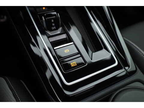 Volkswagen Golf 1.5 eHybrid GTE 272pk | Pano | Stoelventi. | Leder | Memory | IQ. Light | 360cam | 18'' | Adapt. Cruise | Dodehoek. | Apple CarPlay