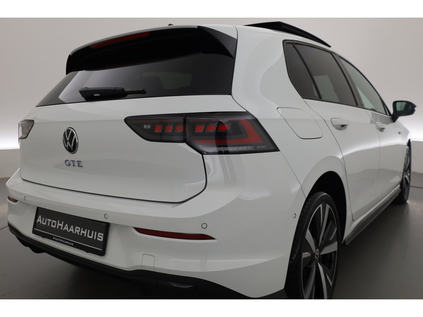 Volkswagen Golf 1.5 eHybrid GTE 272pk | Pano | Stoelventi. | Leder | Memory | IQ. Light | 360cam | 18'' | Adapt. Cruise | Dodehoek. | Apple CarPlay