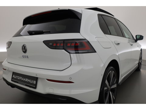 Volkswagen Golf 1.5 eHybrid GTE 272pk | Pano | Stoelventi. | Leder | Memory | IQ. Light | 360cam | 18'' | Adapt. Cruise | Dodehoek. | Apple CarPlay