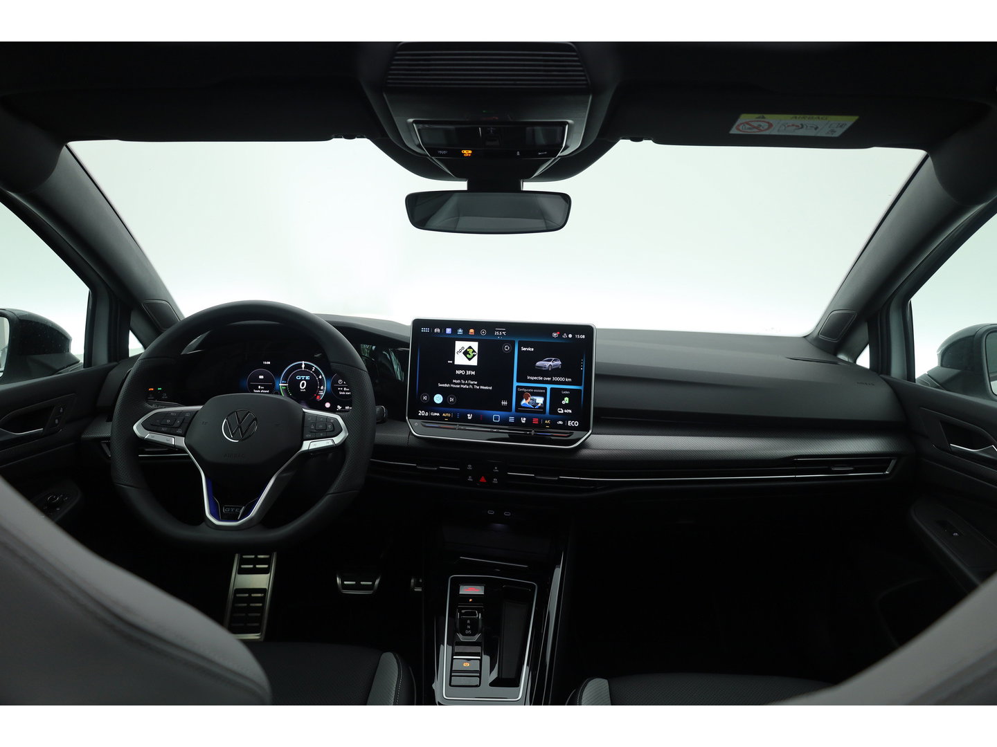 Volkswagen Golf 1.5 eHybrid GTE 272pk | Pano | Stoelventi. | Leder | Memory | IQ. Light | 360cam | 18'' | Adapt. Cruise | Dodehoek. | Apple CarPlay