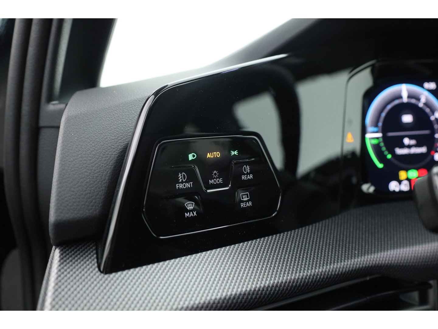 Volkswagen Golf 1.5 eHybrid GTE 272pk | Pano | Stoelventi. | Elek. Trekhaak | Memory | IQ. Light | 360cam | 18'' | Leder | Dodehoek. | Apple CarPlay