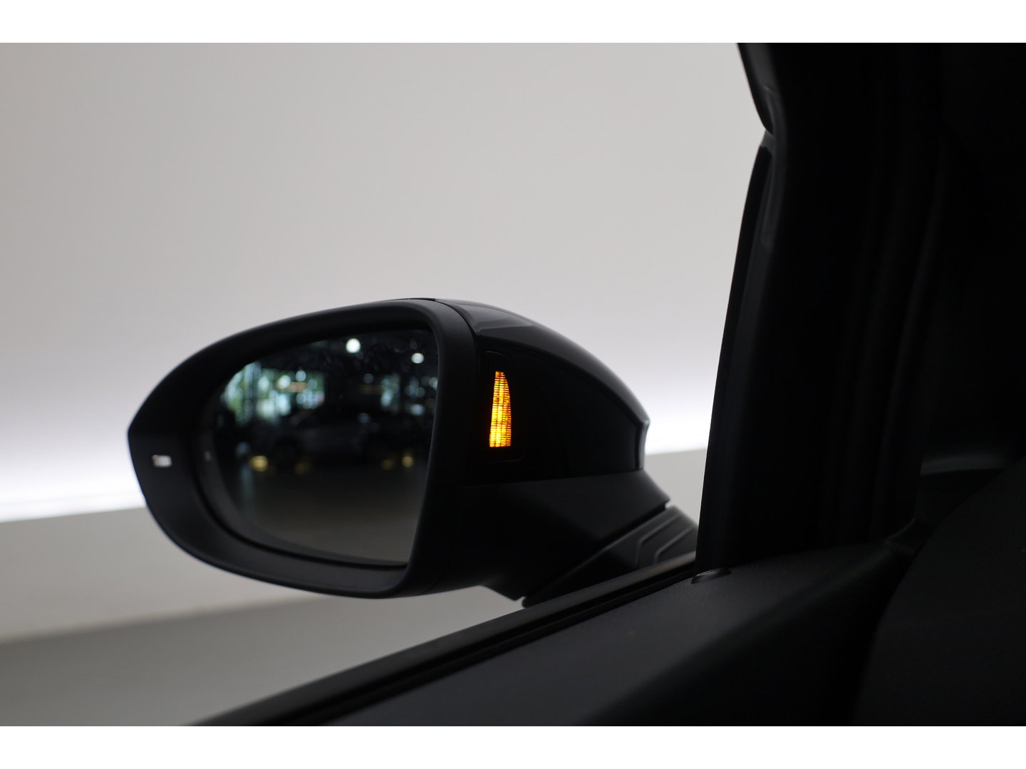 Volkswagen Golf 1.5 eHybrid GTE 272pk | Pano | Stoelventi. | Elek. Trekhaak | Memory | IQ. Light | 360cam | 18'' | Leder | Dodehoek. | Apple CarPlay