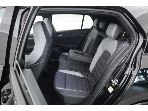 Volkswagen Golf 1.5 eHybrid GTE 272pk | Pano | Stoelventi. | Elek. Trekhaak | Memory | IQ. Light | 360cam | 18'' | Leder | Dodehoek. | Apple CarPlay