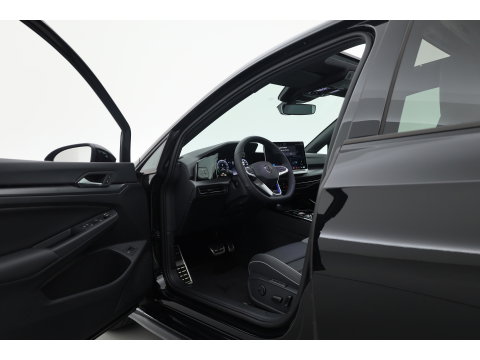 Volkswagen Golf 1.5 eHybrid GTE 272pk | Pano | Stoelventi. | Elek. Trekhaak | Memory | IQ. Light | 360cam | 18'' | Leder | Dodehoek. | Apple CarPlay
