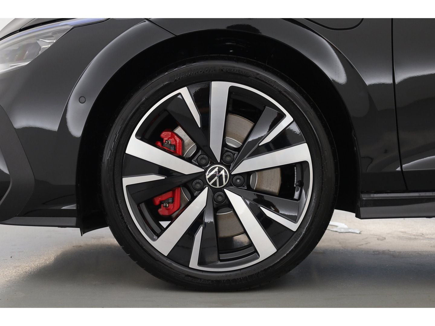 Volkswagen Golf 1.5 eHybrid GTE 272pk | Pano | Stoelventi. | Elek. Trekhaak | Memory | IQ. Light | 360cam | 18'' | Leder | Dodehoek. | Apple CarPlay