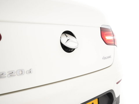 Mercedes-Benz GLC Coupé 220 d 4MATIC Premium Plus (INCL.BTW) *PANO | LEATHER | FULL-LED | MEMORY-PACK | BURMESTER | TOP-VIEW |  HEATED-SPORTSEATS | NAVI-FULLMAP | PRIVACY-GLASS | SHIFTPADDLES | ECC | PDC | CRUISE | 19''ALU | TOWBAR*