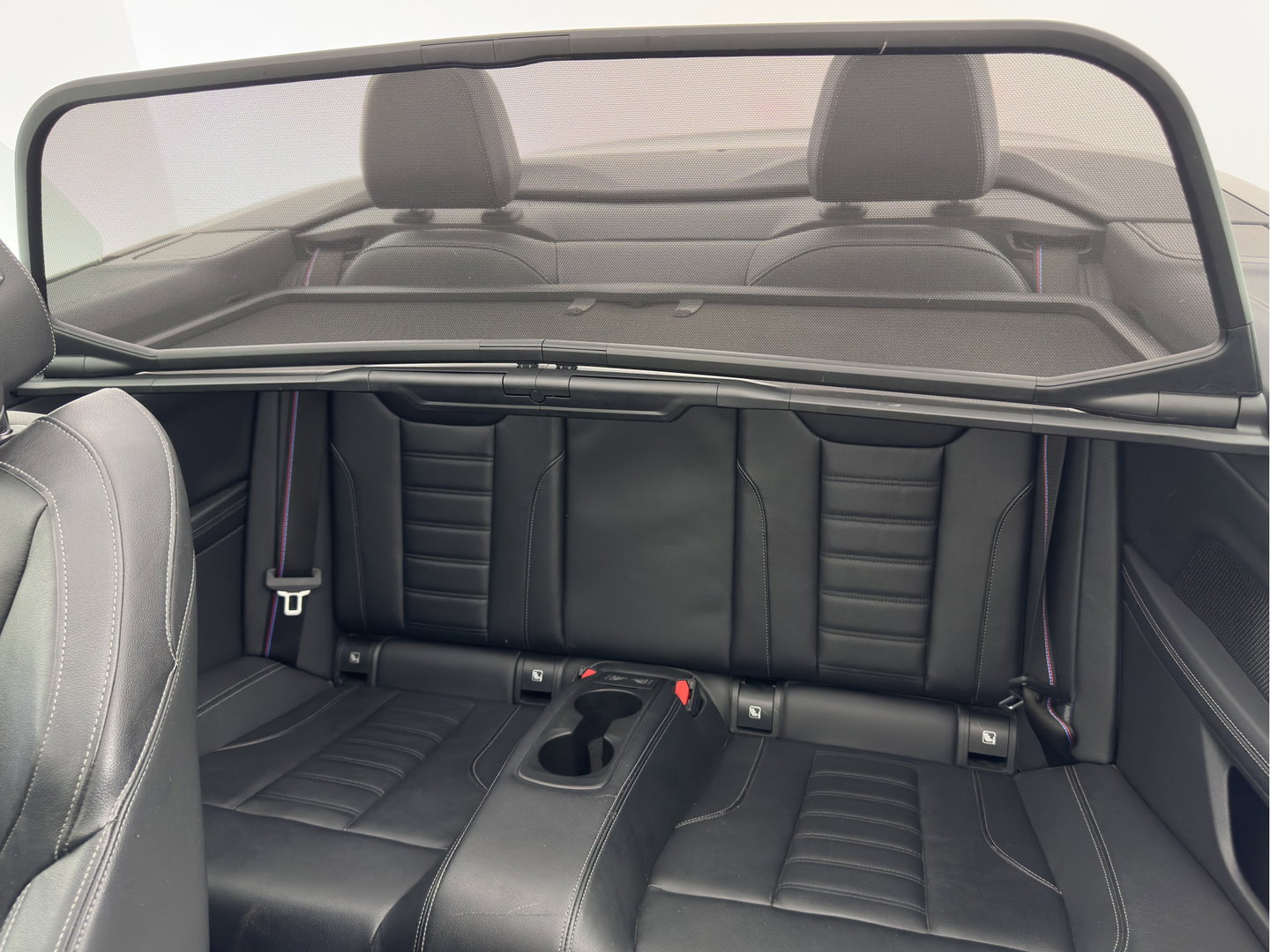 BMW 4 Serie Cabrio M440i xDrive High Executive (INCL-BTW) *HEAD-UP | LEATHER | LASER-LED | MEMORY-PACK | DIGI-COCKPIT | KEYLESS | HIFI-SOUND | SHIFTPADDLES | CAMERA | DAB | NAVI-FULLMAP | AMBIENT-LIGHT | TOWBAR | 19''ALU*
