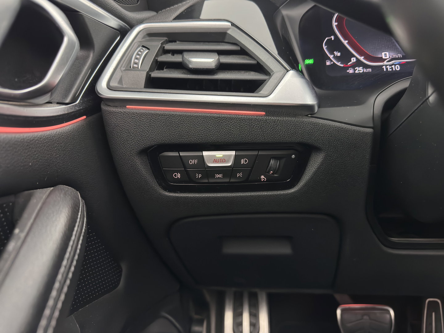 BMW 4 Serie Cabrio M440i xDrive High Executive (INCL-BTW) *HEAD-UP | LEATHER | LASER-LED | MEMORY-PACK | DIGI-COCKPIT | KEYLESS | HIFI-SOUND | SHIFTPADDLES | CAMERA | DAB | NAVI-FULLMAP | AMBIENT-LIGHT | TOWBAR | 19''ALU*