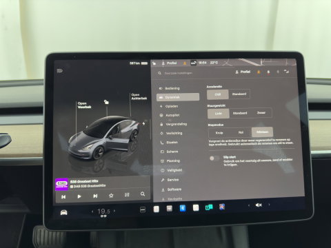 Tesla Model 3 Standard RWD Plus 60 kWh [3-Fase-11kW] {SoH-90%} (INCL-BTW) Aut. *HEATPUMP | PANO | AUTOPILOT | LEATHER | KEYLESS | FULL-LED | MEMORY-PACK | TOPVIEW | DAB | CARPLAY | DIGI-COCKPIT | LANE-ASSIST | HEATED-COMFORTSEATS | 19"ALU*