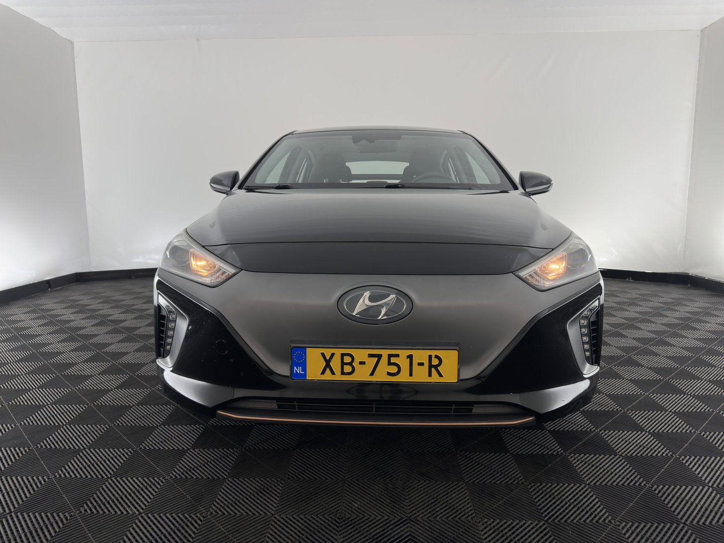 Hyundai IONIQ Comfort EV (INCL.BTW) Aut. *ADAPTIVE-CRUISE | DIGI-COCKPIT | SHIFTPADDLES | LANE-ASSIST | CCS-FASTLOADER | CRUISE | CAMERA | KEYLESS | DAB+ | NAVI-FULLMAP | ECC | PDC | 16"*