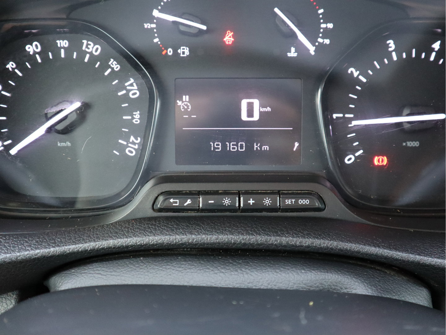 Toyota ProAce Worker 2.0 D 145pk Euro 6 - DC 6 Pers. - Trekhaak - Apple