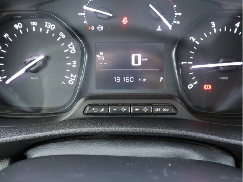 Toyota ProAce Worker 2.0 D 145pk Euro 6 - DC 6 Pers. - Trekhaak - Apple
