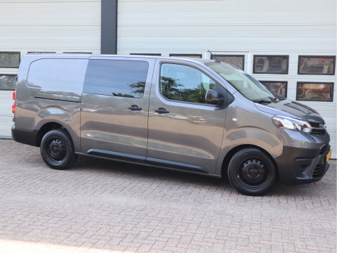 Toyota ProAce Worker 2.0 D 145pk Euro 6 - DC 6 Pers. - Trekhaak - Apple
