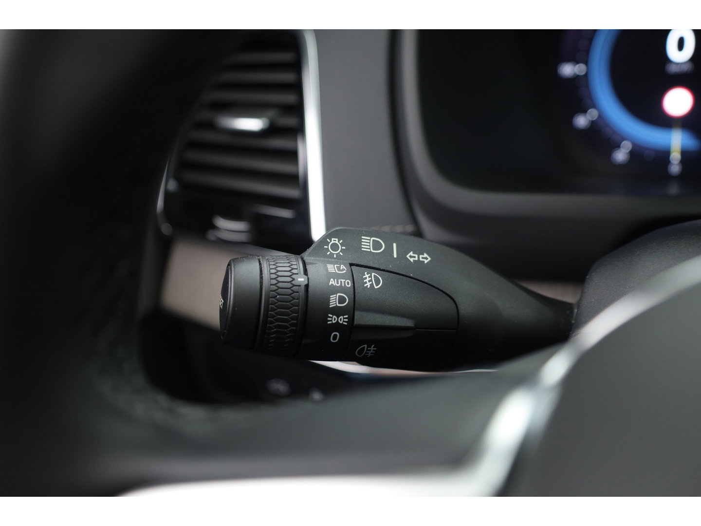 Volvo XC90 2.0 T8 Recharge AWD Ultimate Bright | SOH 95.7 % |Massage | Stoelventilatie | Trekhaak | 360 camera | Head-up |