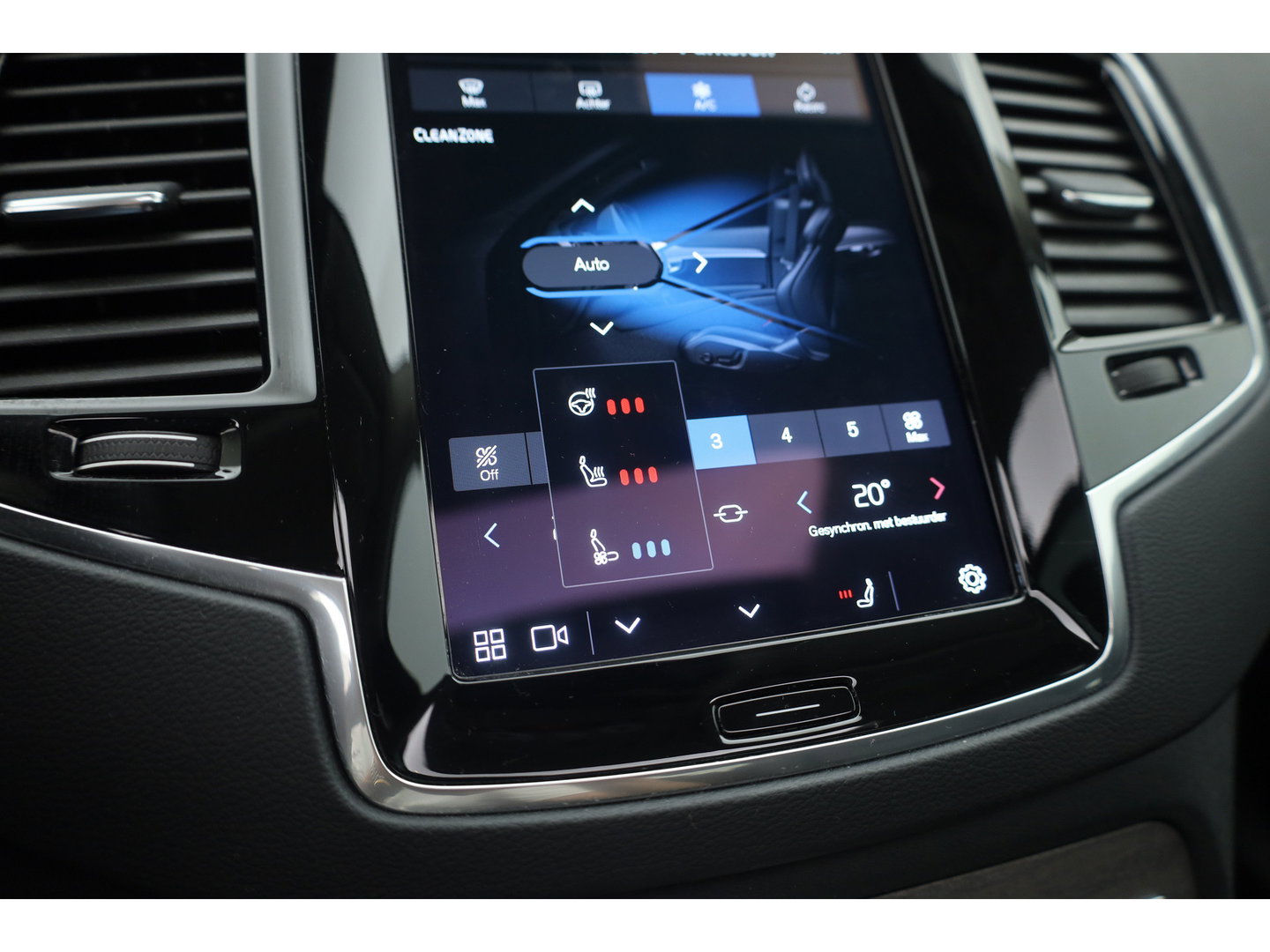 Volvo XC90 2.0 T8 Recharge AWD Ultimate Bright | SOH 95.7 % |Massage | Stoelventilatie | Trekhaak | 360 camera | Head-up |