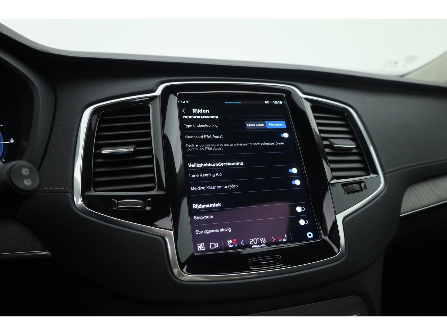 Volvo XC90 2.0 T8 Recharge AWD Ultimate Bright | SOH 95.7 % |Massage | Stoelventilatie | Trekhaak | 360 camera | Head-up |